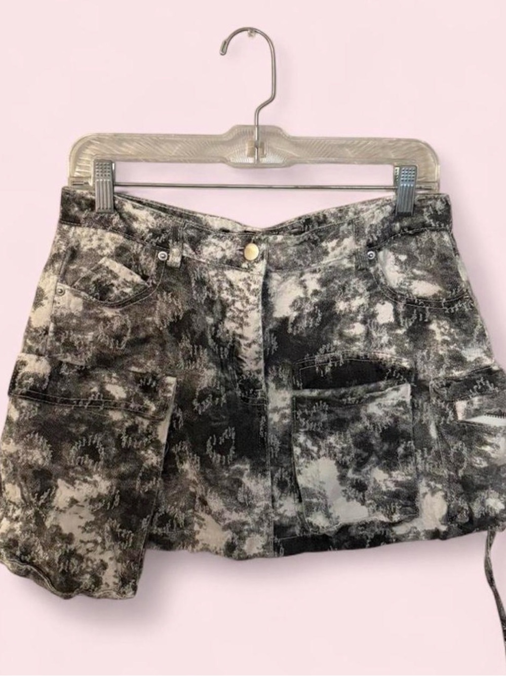 grey/white mini skirt